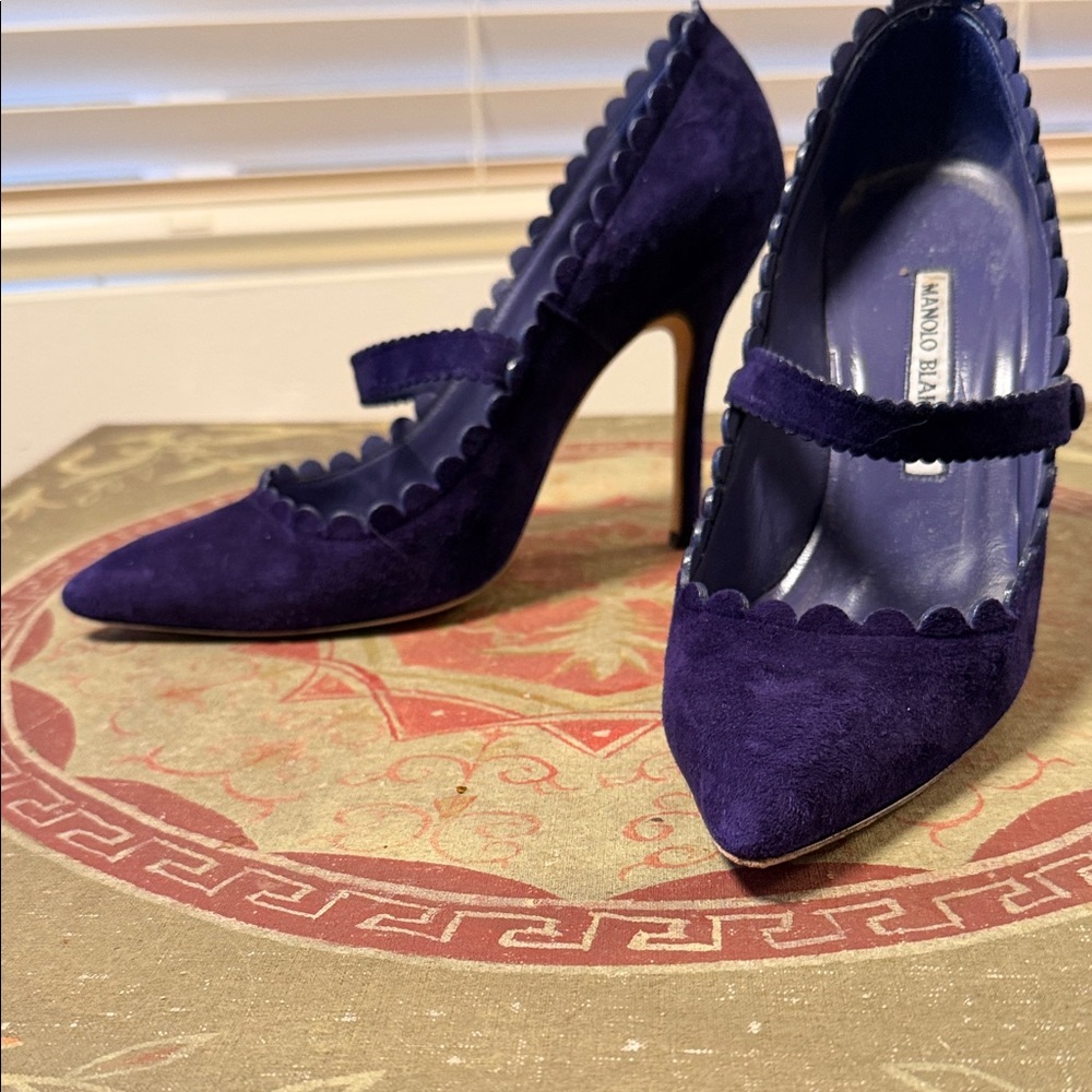 Manolo Blahnik Erratic Purple Suede Scalloped Heels, Size 37
